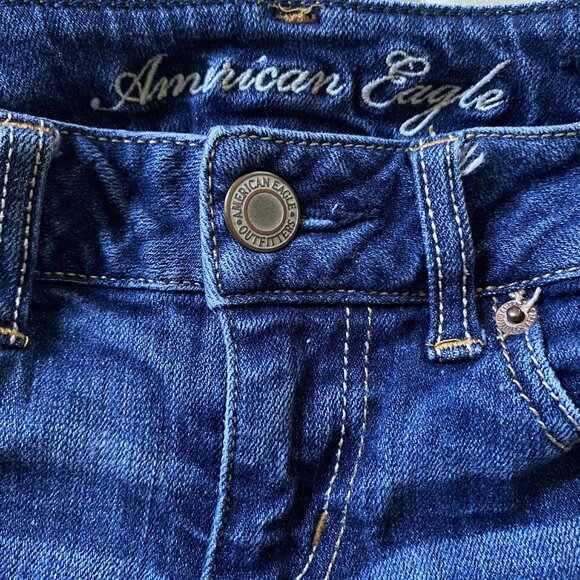 AMERICAN EAGLE Denim Shorts (Size: 2) EUC - Picture 4 of 7